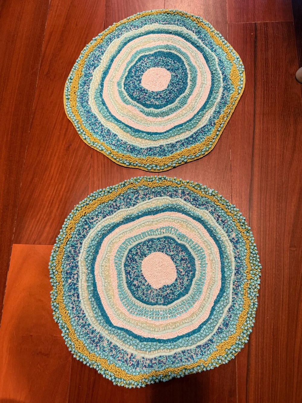 Set of 2 Kim Seybert Beaded Zanzibar Round Placemats Tanzania inspo Gorgeous